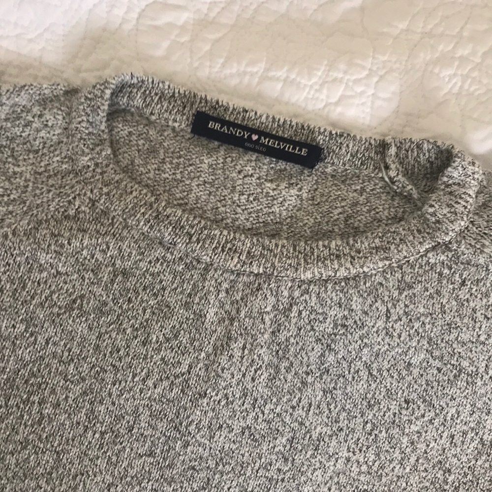 NWOT Brandy Melville Bernadette Grey Soft Sweater - Picture 6 of 6